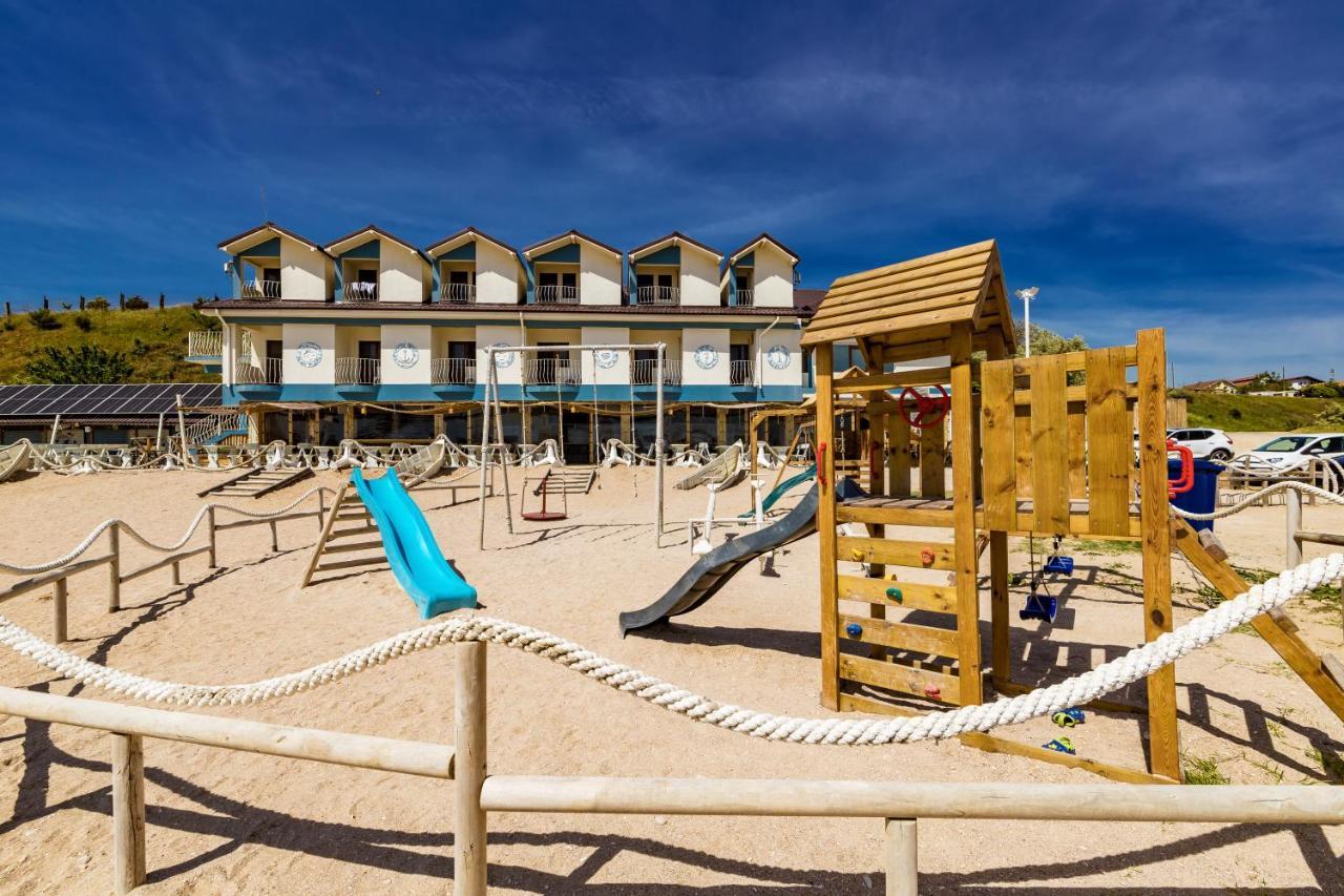 Hotel Micul Golf Două Mai Zewnętrze zdjęcie